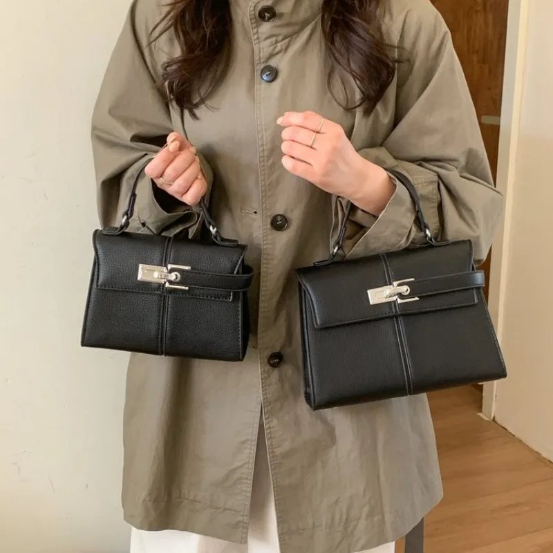 Elegant Minimalist Diaper Bag  - Leatherwork Essentials 评论和价格