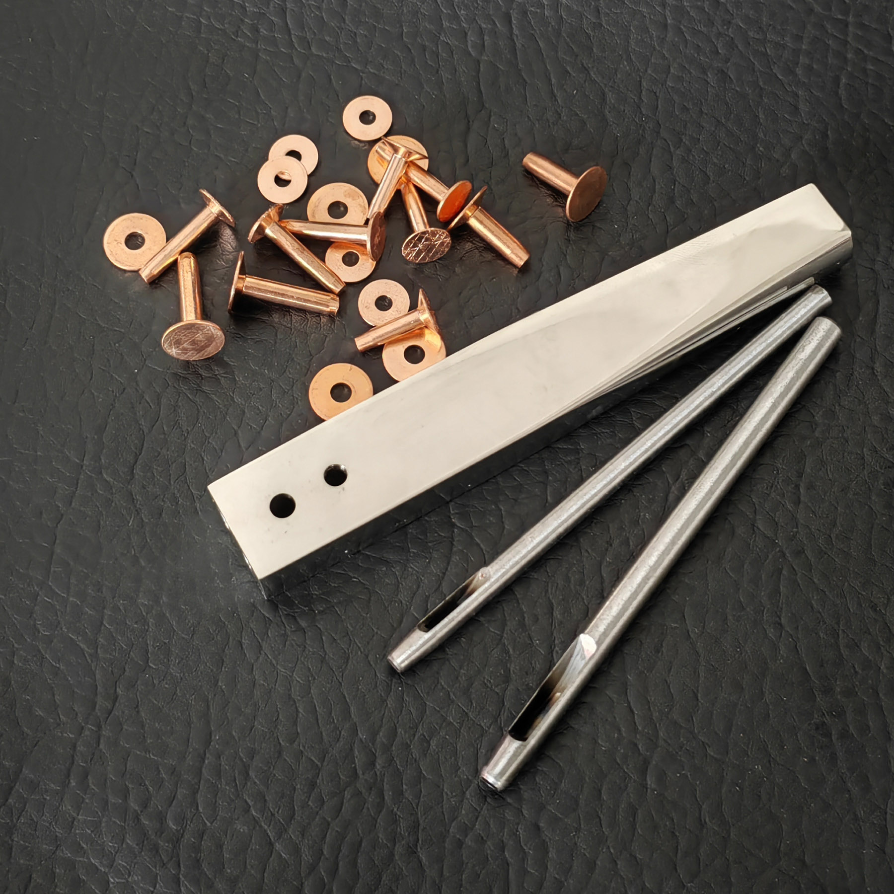 Copper Rivets and Burrs  #9 an - Leatherwork Punching Tool 评论和价格